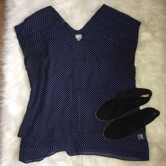 Ladies Converse blouse - Picture 1 of 4
